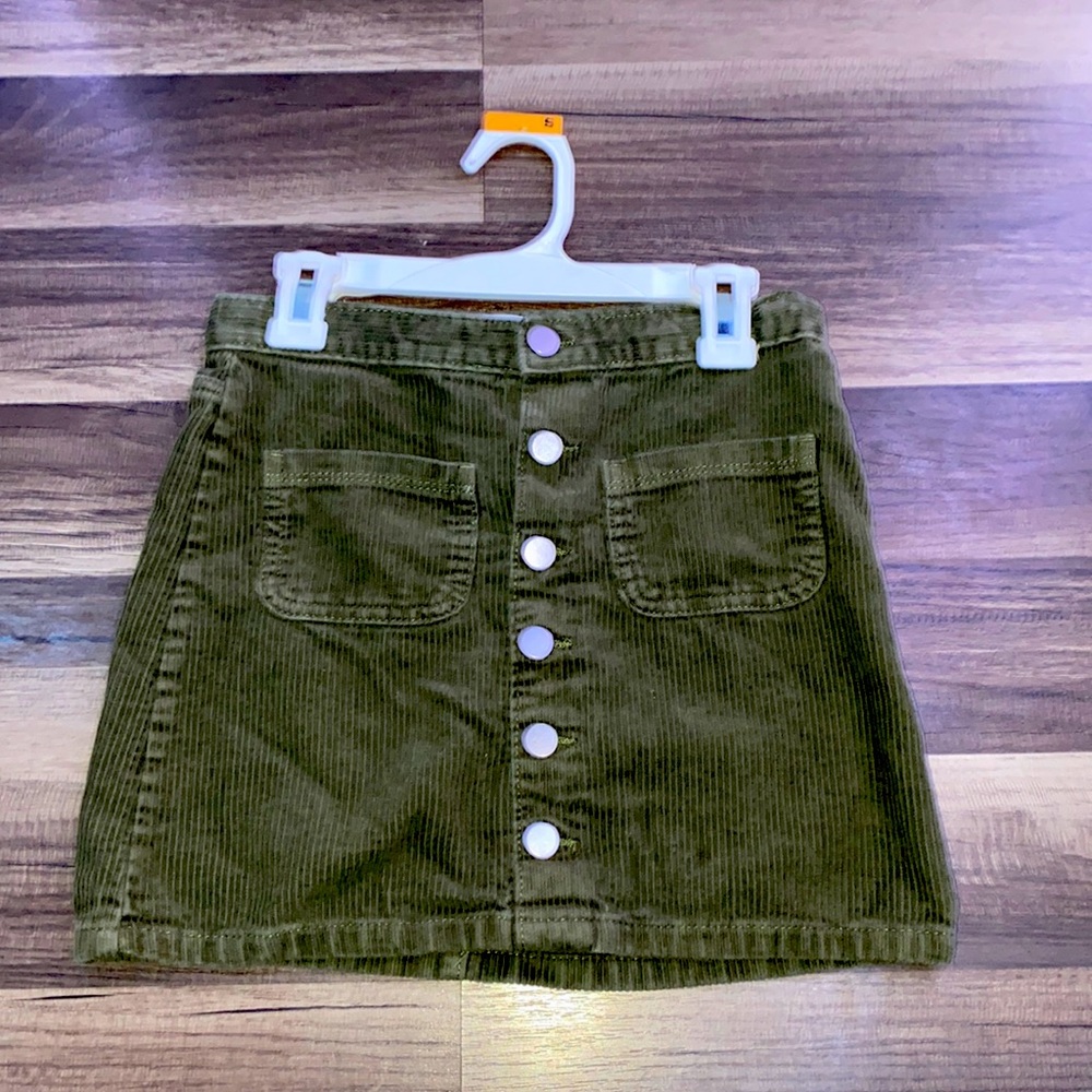 dark green 6x/7 childrens place skirt